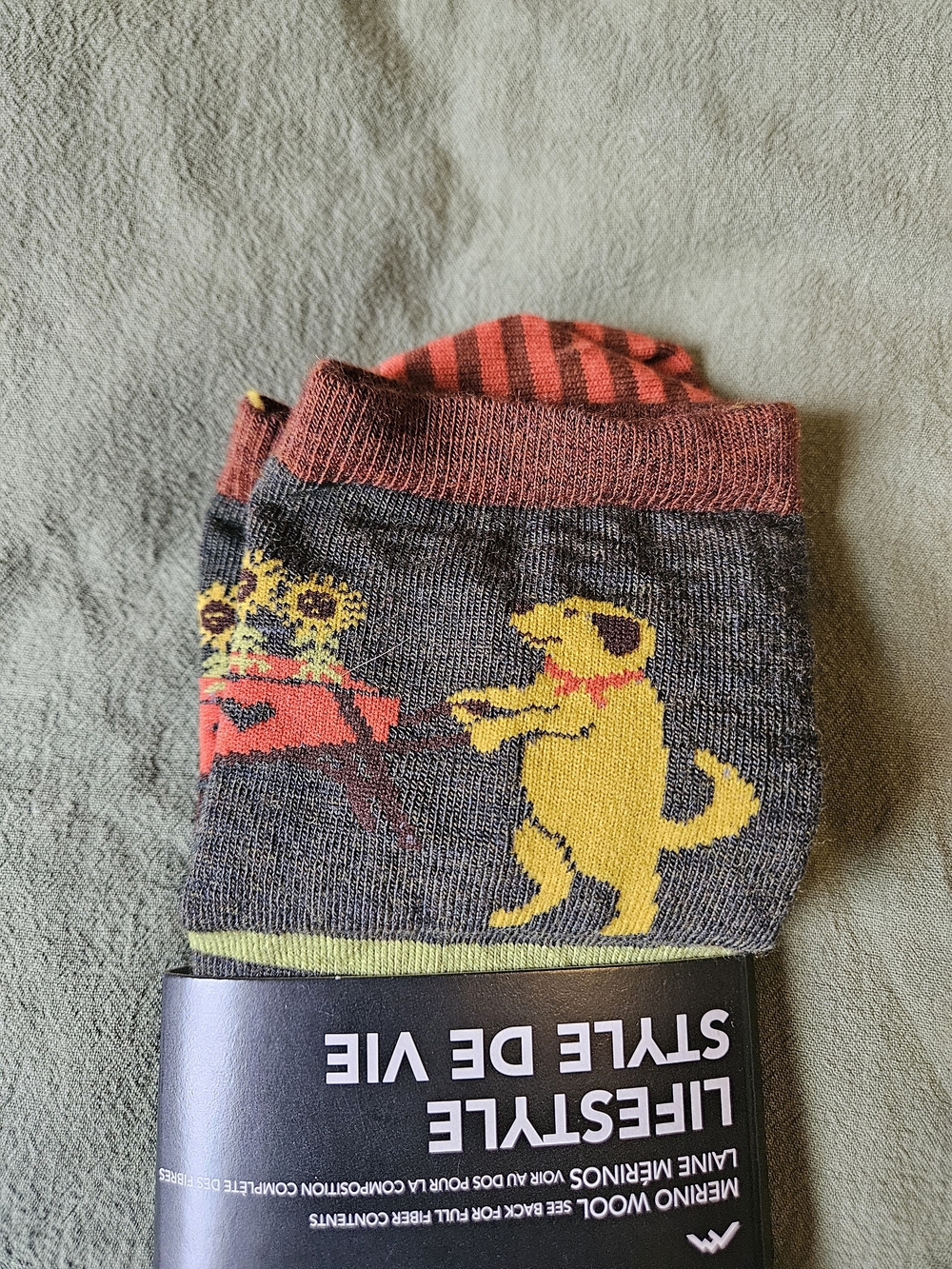Darn Tough Women's Socks with Yellow Dog